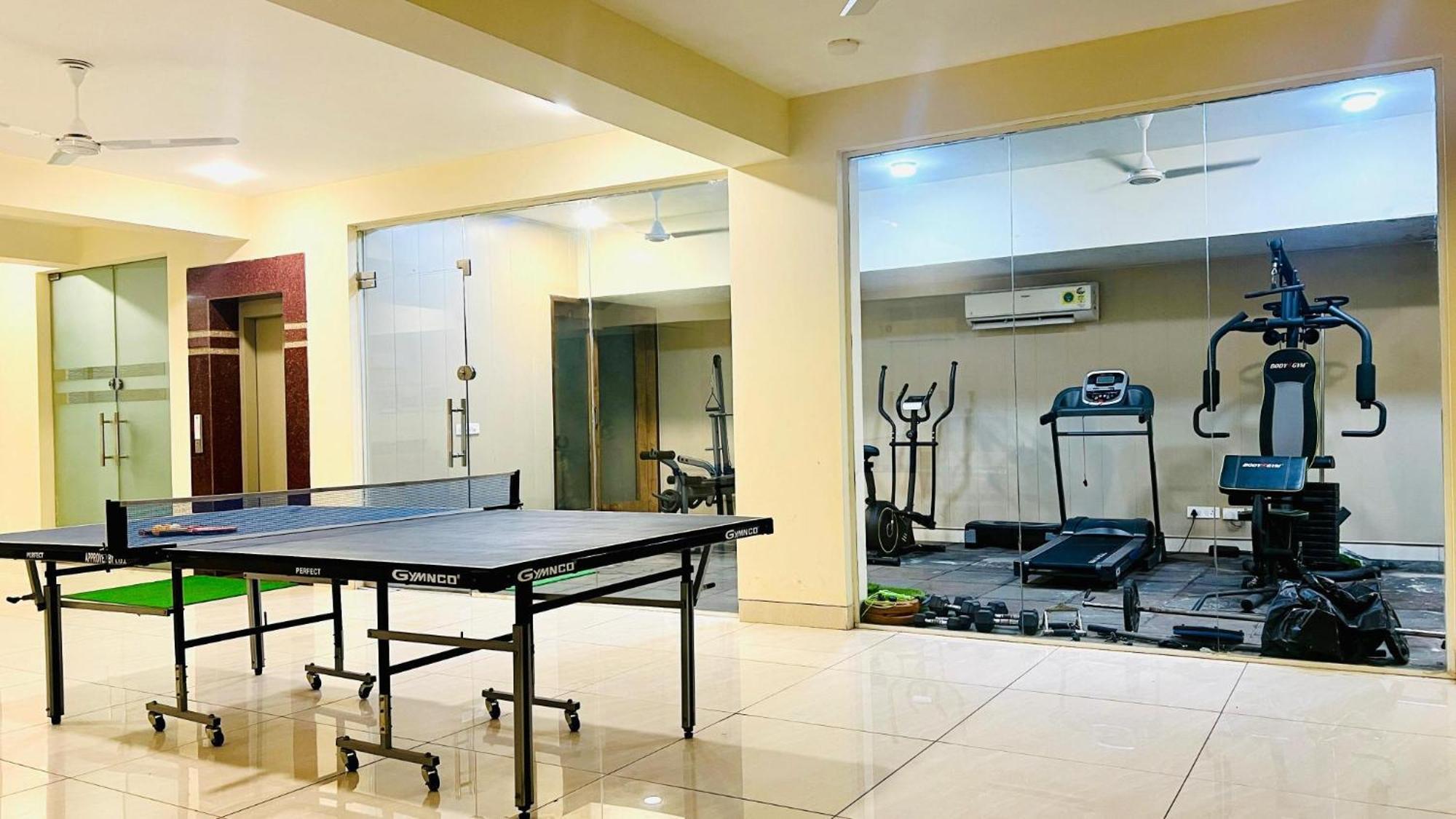 Bluo Studio2 Golf Course Road - Gym, Terrace Garden 古尔冈 外观 照片